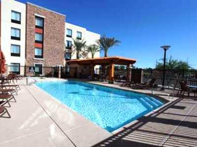 Hotel Hampton & Phoenix Fashion Center 3*