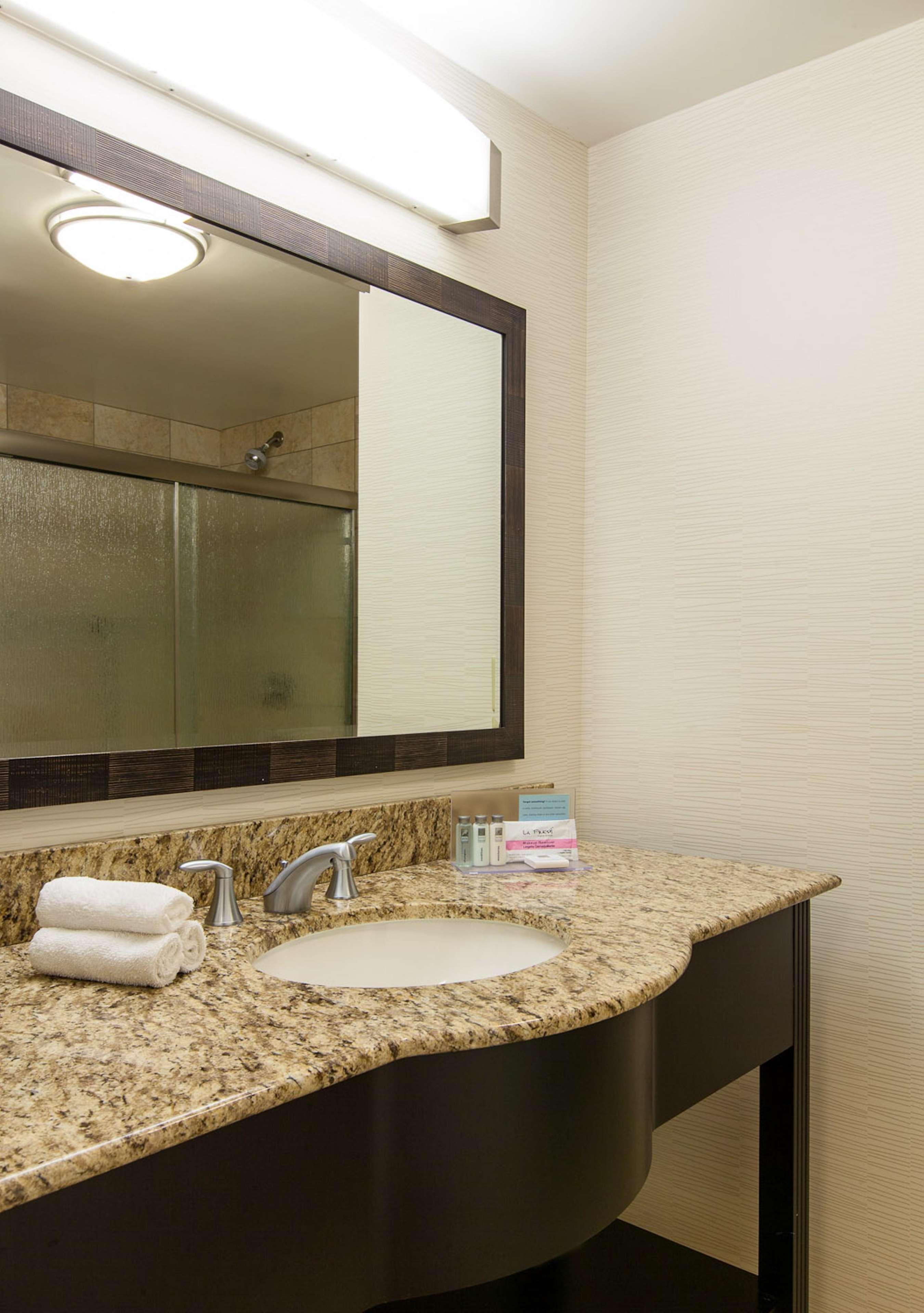 Hampton Inn&suites Phoenix Fashion Center Chandler