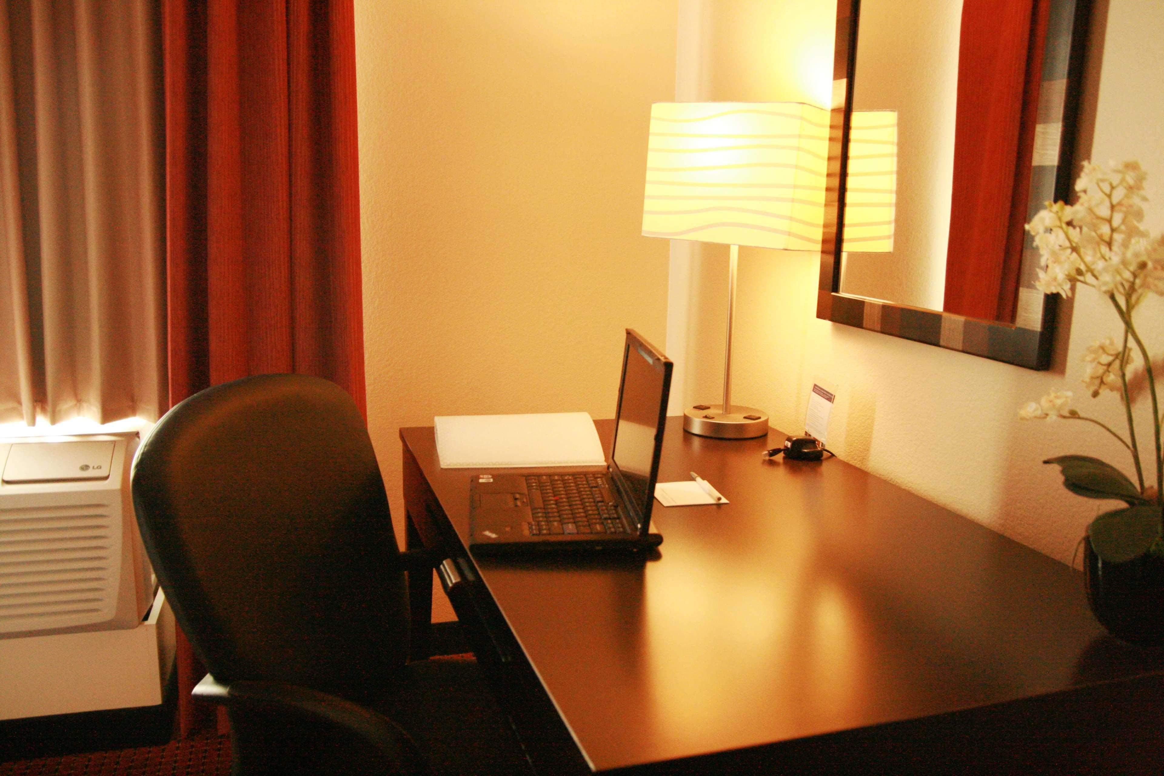 Hampton Inn&suites Phoenix Fashion Center Hotel
